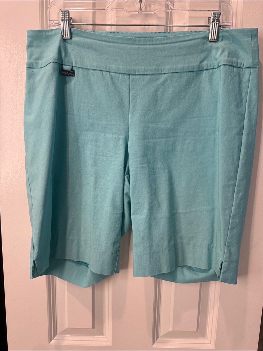 Peck &Peck Aqua Stretch Bermuda Shorts